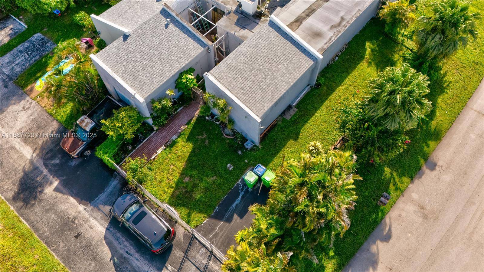 Priced to sell. Largest model available with 1, 620 SQFT, featuring 3 bedrooms and 2 bathrooms.