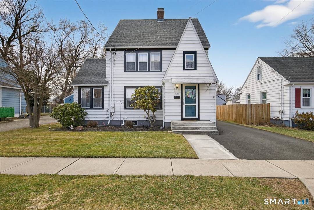 Welcome to this nicely kept Colonial located in Milford's sought after Devon neighborhood an area loved for its charm, walkability, and proximity to everything the city has to offer.