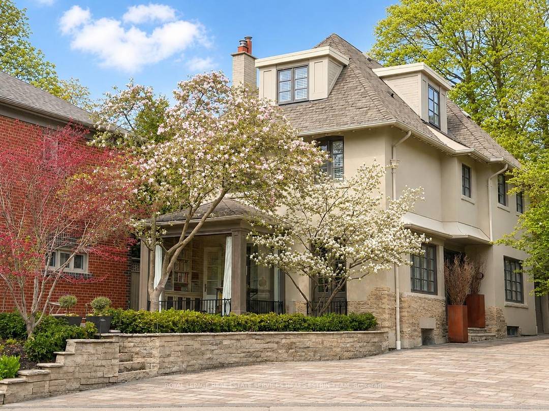 Welcome to 113 Inglewood Drive, a sophisticated centre hall residence in the heart of Moore Park.