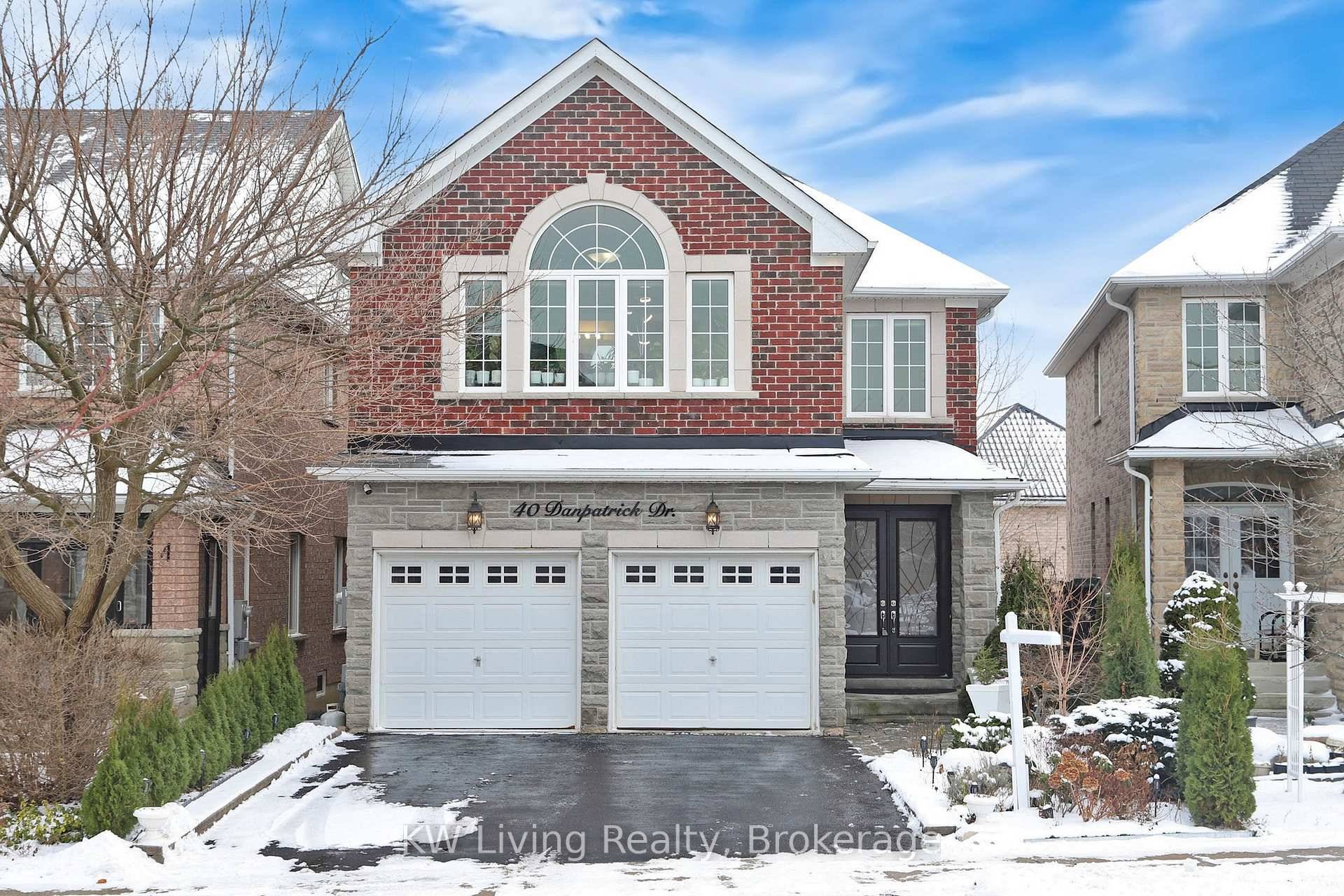 Welcome to this beautiful 2416 SQ FT, 4 bedroom home, South sun lighted exposure backyard, perfectly situated in a high demand neighborhood, Rouge wood.