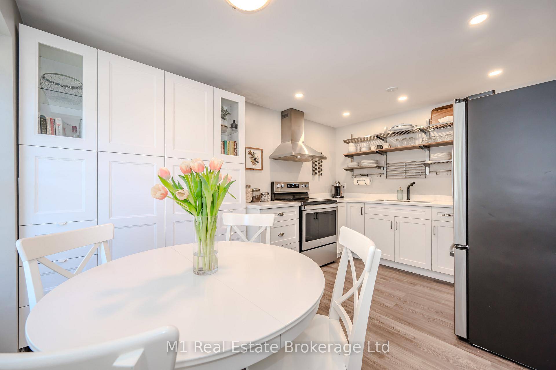 Discover your dream home at Victoria Hollow Townhouse Community !