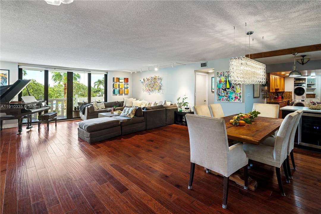 One of the largest true 3 Bedroom, 3 Bathroom units in the Towers of Key Biscayne with 2, 200 square feet and an expansive balcony.