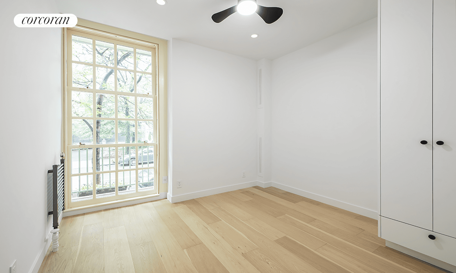 Move right into this top of the line, gut renovated, one bedroom, one bath apartment located at the magnificent Cherokee.