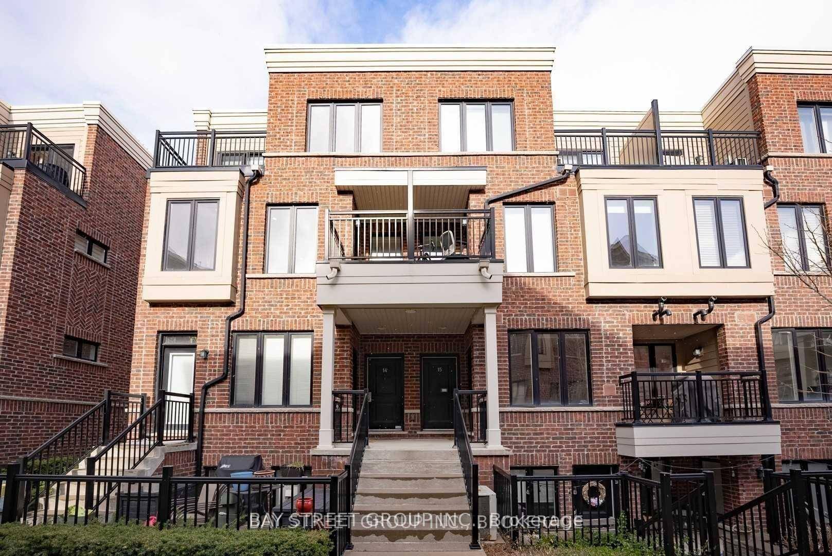 Check out this stunning, bright upper end unit townhouse in the highly sought after Long Branch community.
