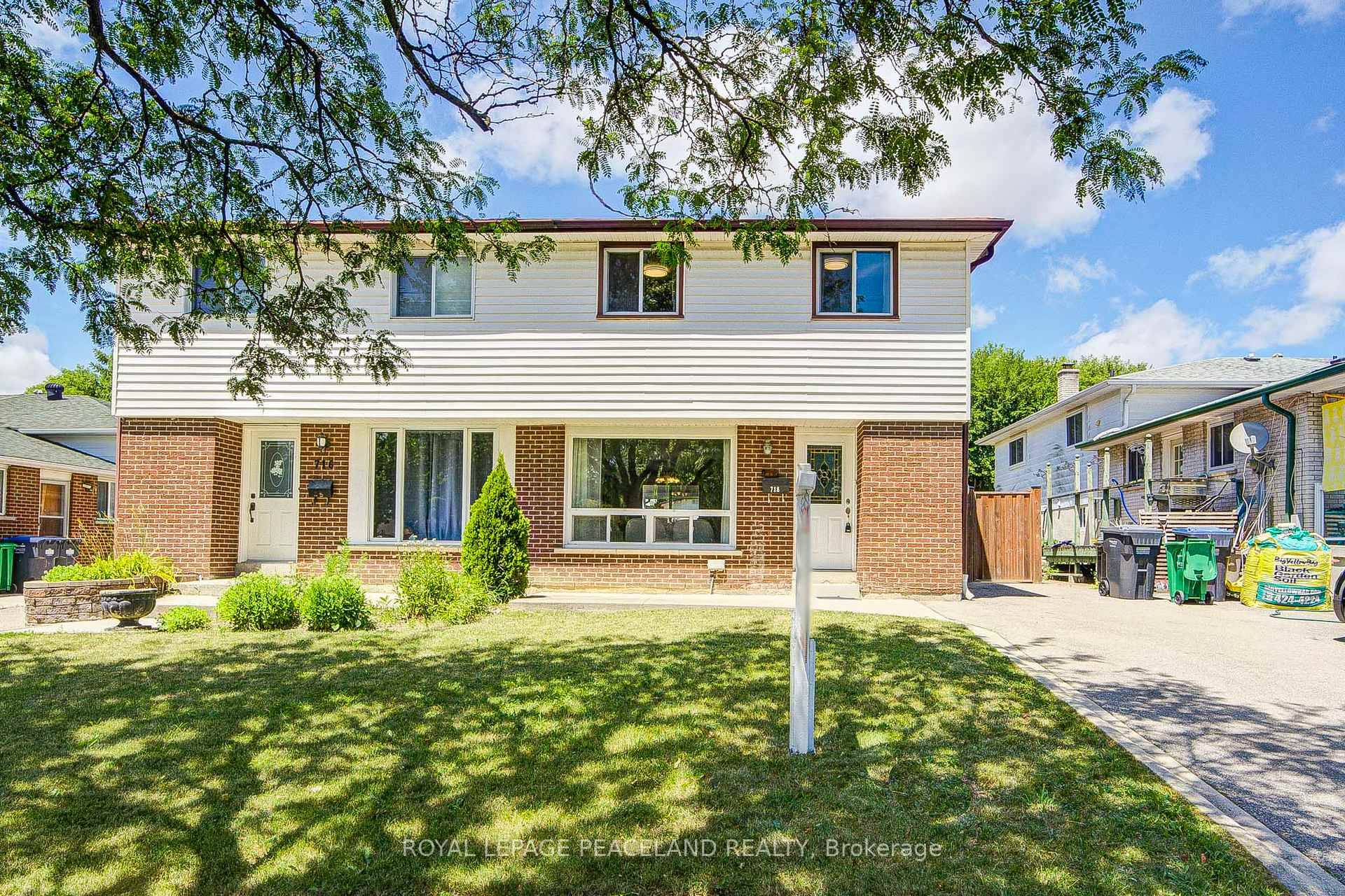 Fantastic opportunity to own a beautifully maintained semi detached home in Mississauga 2 Storey Semi Sitting On Huge 30' X 170' Private Lot.
