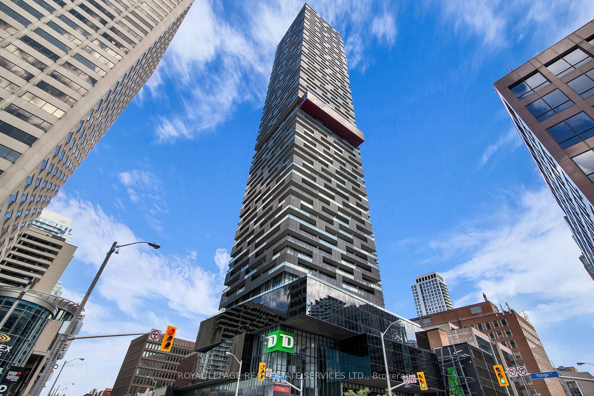 Welcome to E Condos at 8 Eglinton Avenue East, where modern design meets urban convenience at the heart of Yonge and Eglinton.