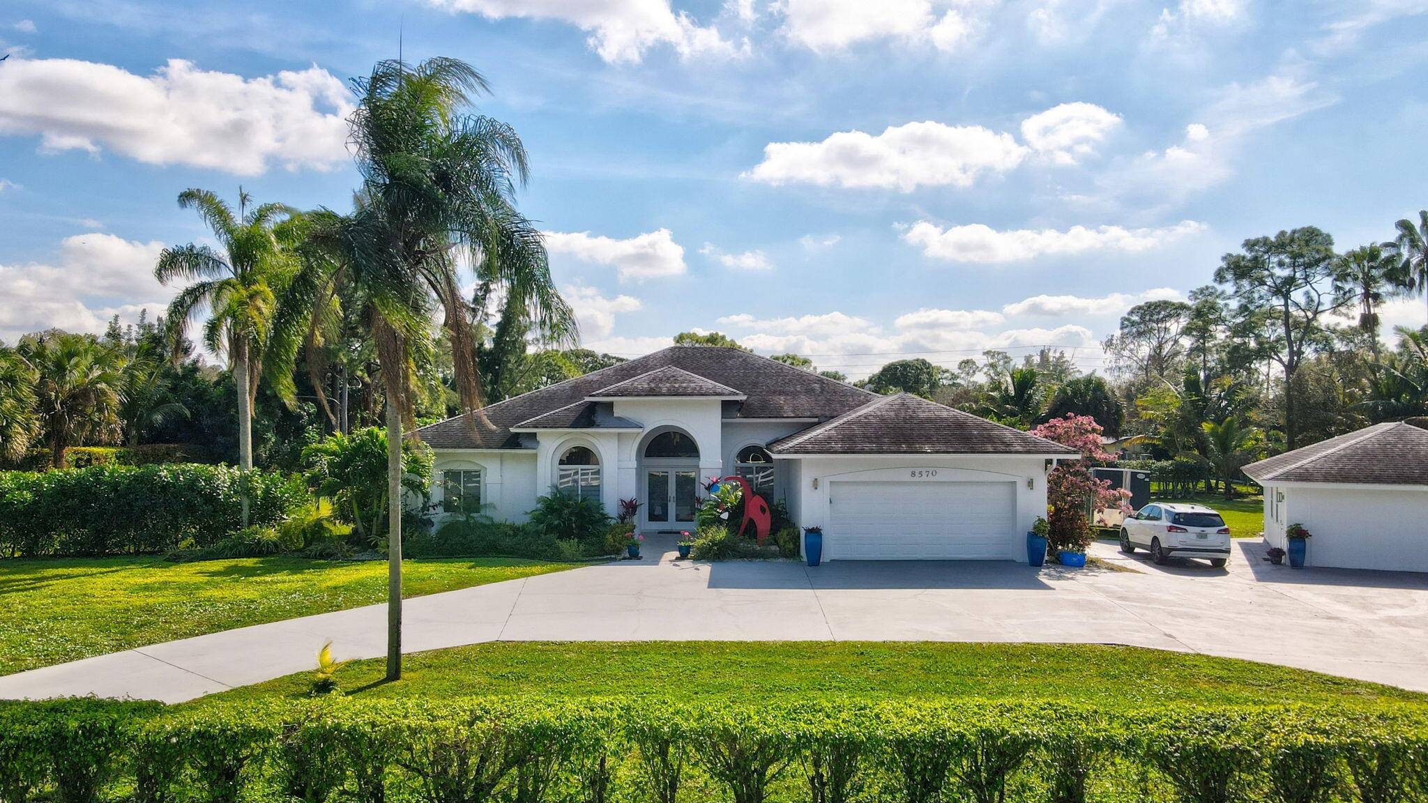 Stunning Modern Estate in Palm Beach Ranchettes No HOA, Horses Allowed !