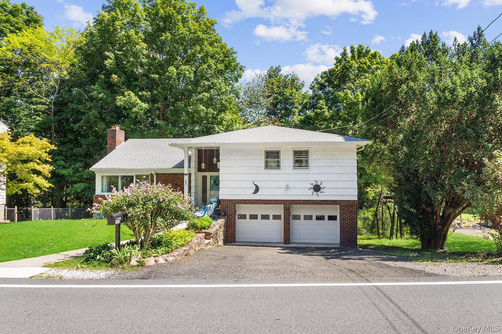 Welcome to this spacious 4 bedroom, 2.