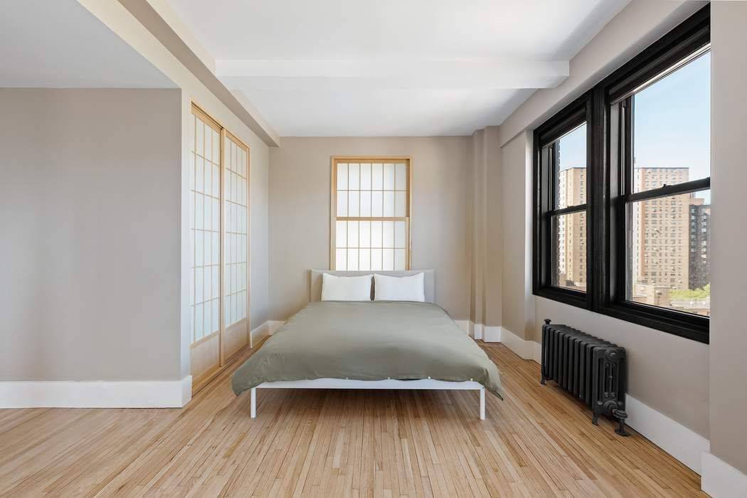 Experience quintessential West Chelsea living in this artfully reimagined 1BR 1BA residence at the iconic Chelsea Court Tower.
