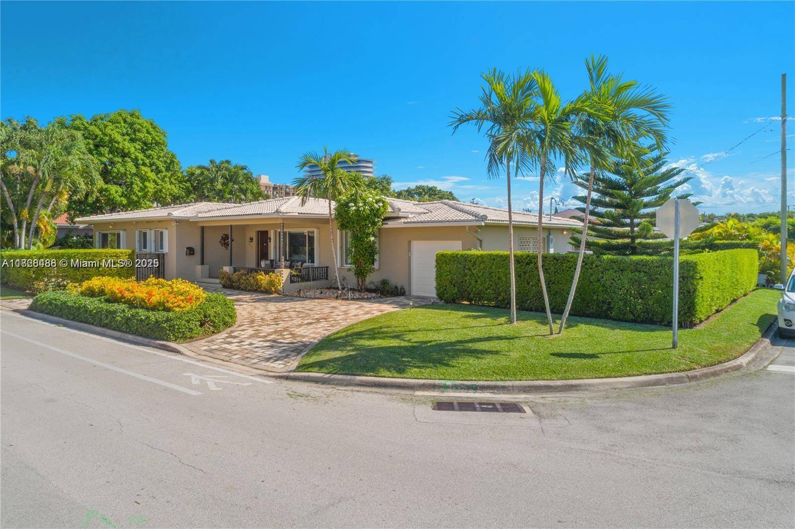 Modern 3 Bedroom Home with Pool amp ; Prime Location in Surfside !