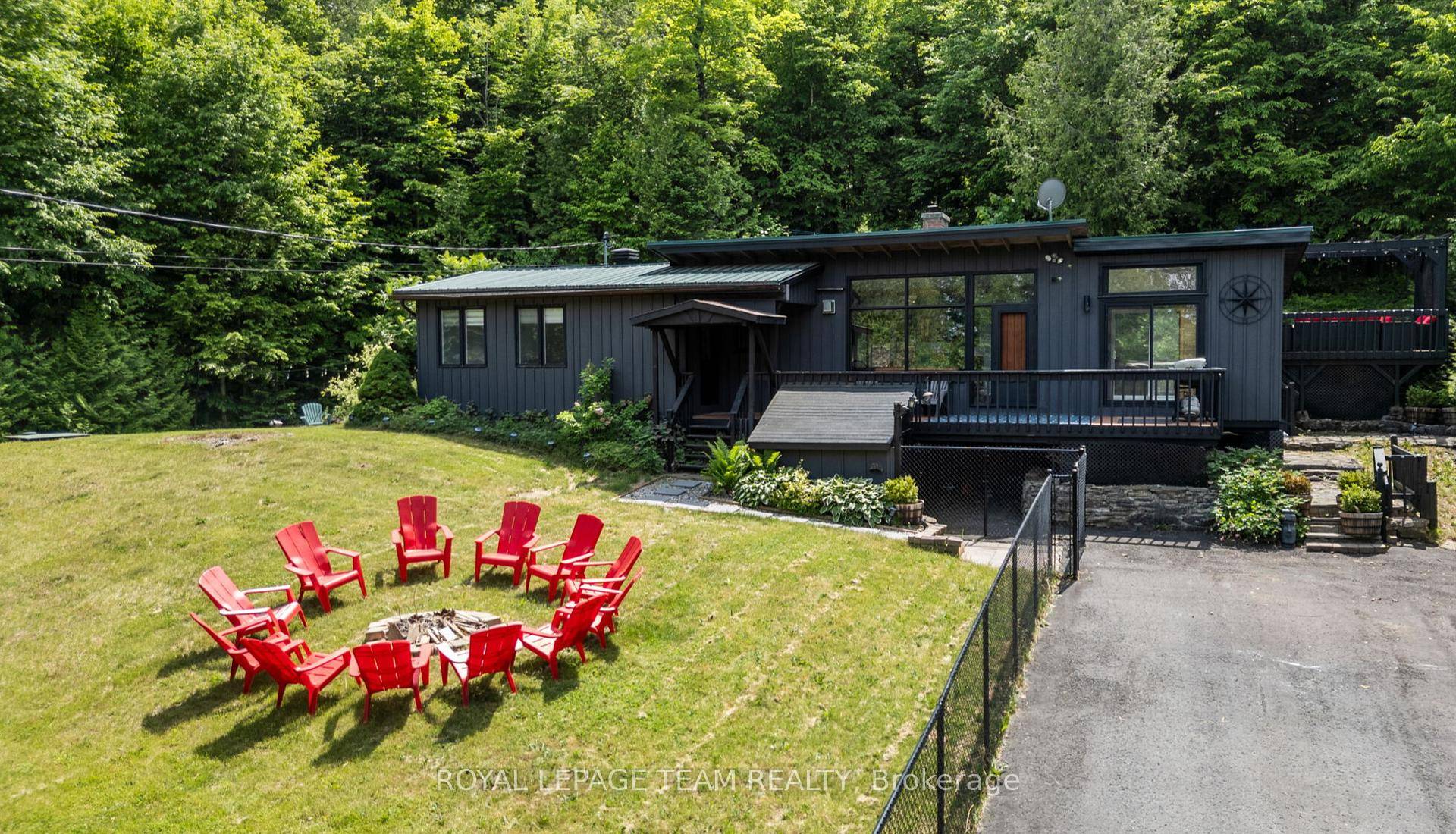 Renovated 4 season retreat in the Crown Point area on peaceful Opeongo Road amp ; minutes to Constance Bay Beach.