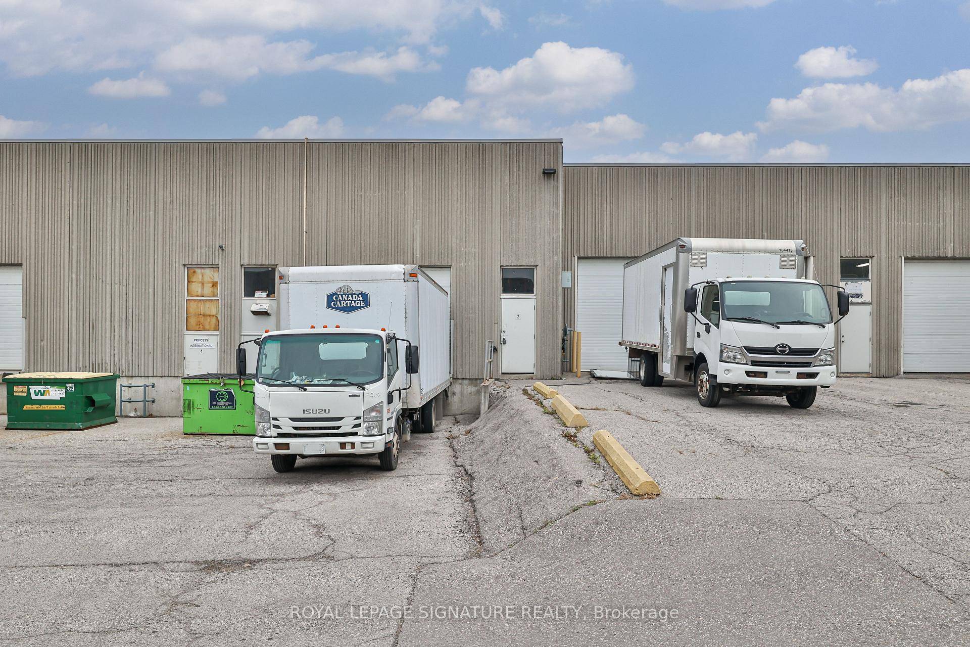 Leasing Opportunity Industrial Warehouse SpaceA clean and well maintained industrial warehouse with well finished office area.