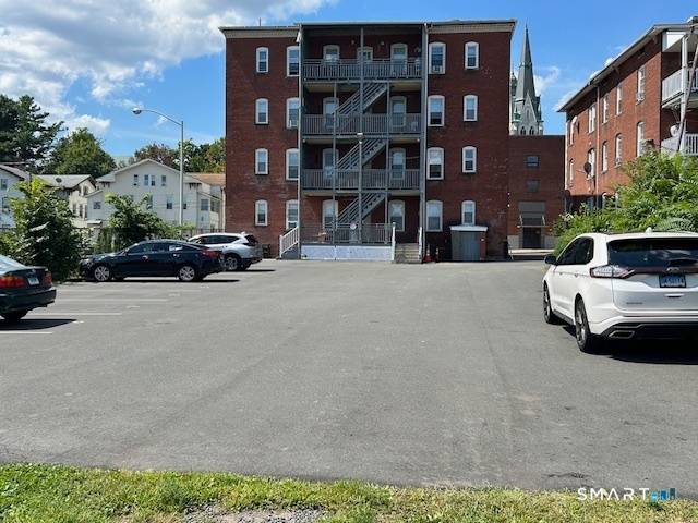 8 unit apt. bldg. loc. in vibrant Little Poland close to shops, downtown and highway access, 8, 000 sf GBA.