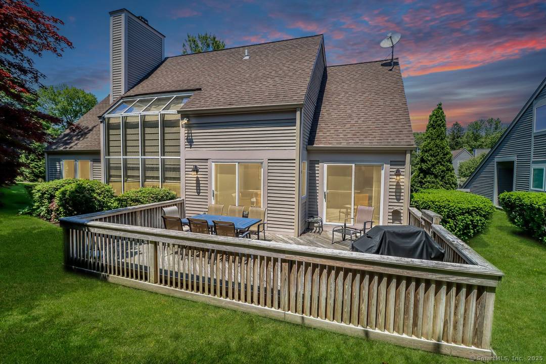 The Best of Both Worlds A free standing townhome with all outside maintenance taken care of !