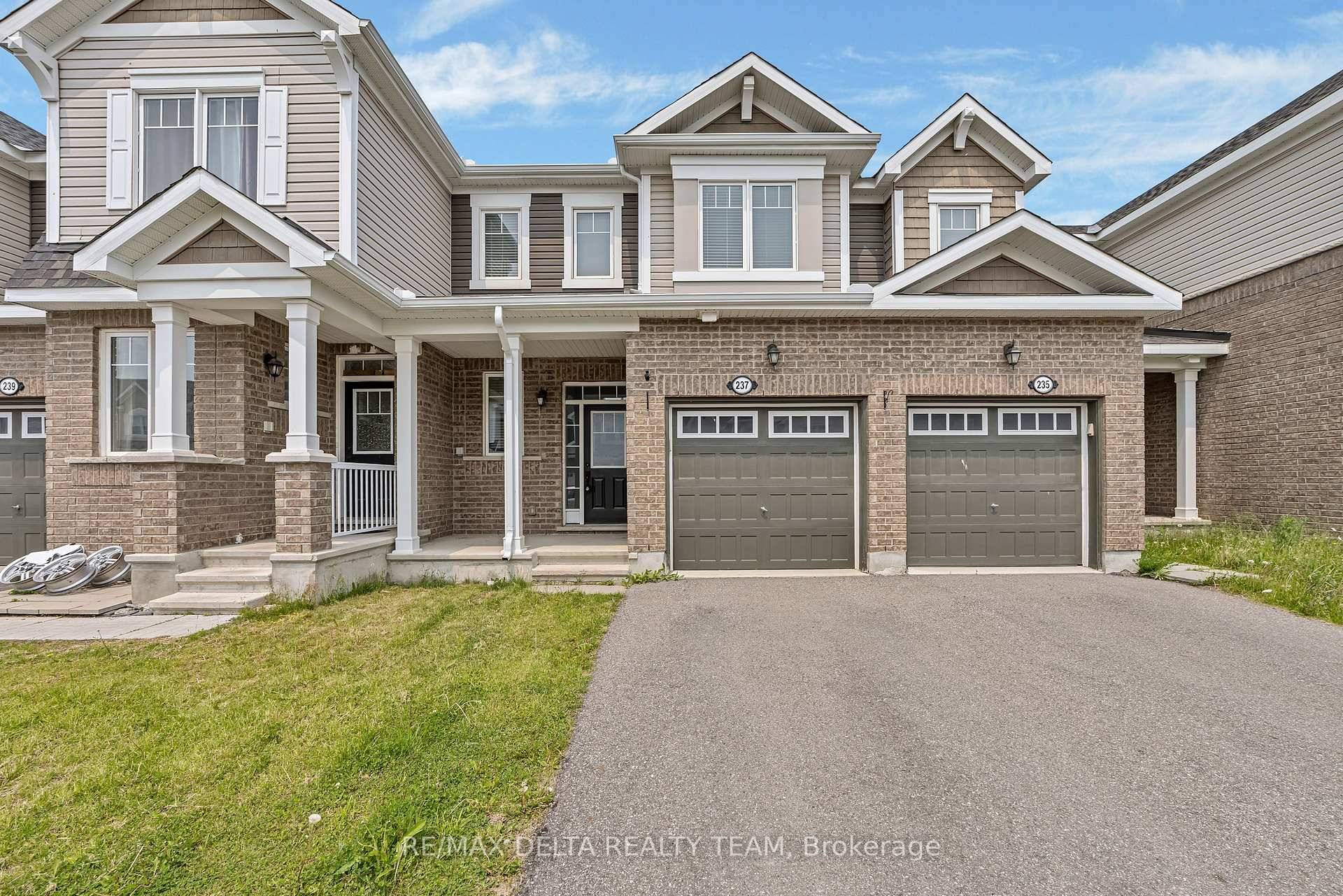 Welcome to this stunning home featuring an open concept main floor designed for modern living.