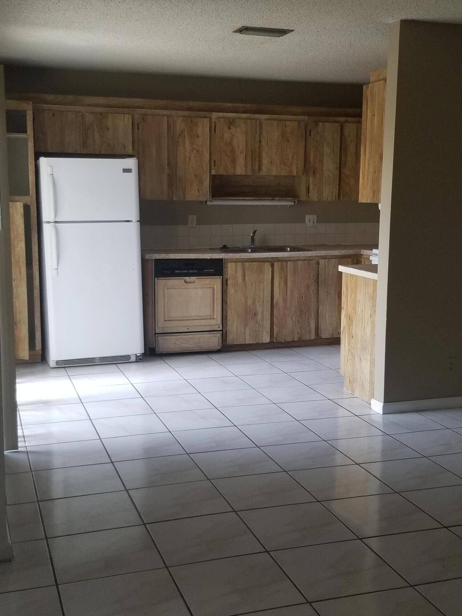 New kitchen counters installed 2023.