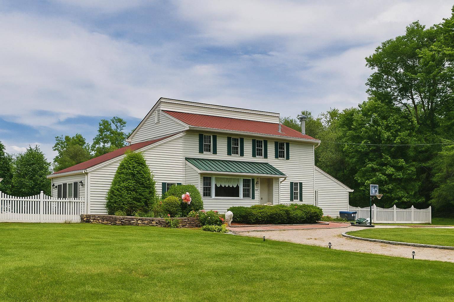Come see this Beautiful Contemporary home on a Quiet Dead End Street that says Welcome Home !