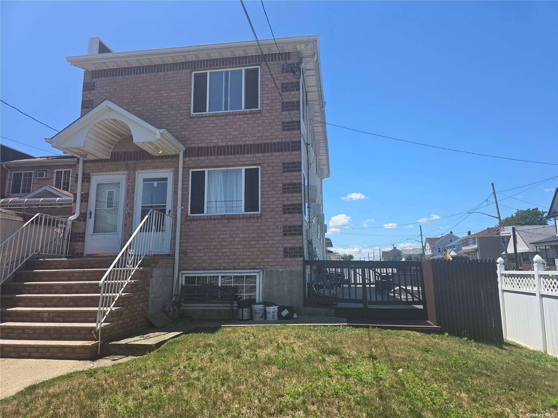 Beautiful 2 family home with a lot of space.