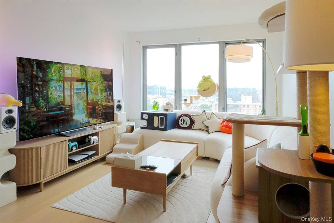 Welcome to Flushing Commons, where modern design meets urban convenience in the heart of Downtown Flushing.