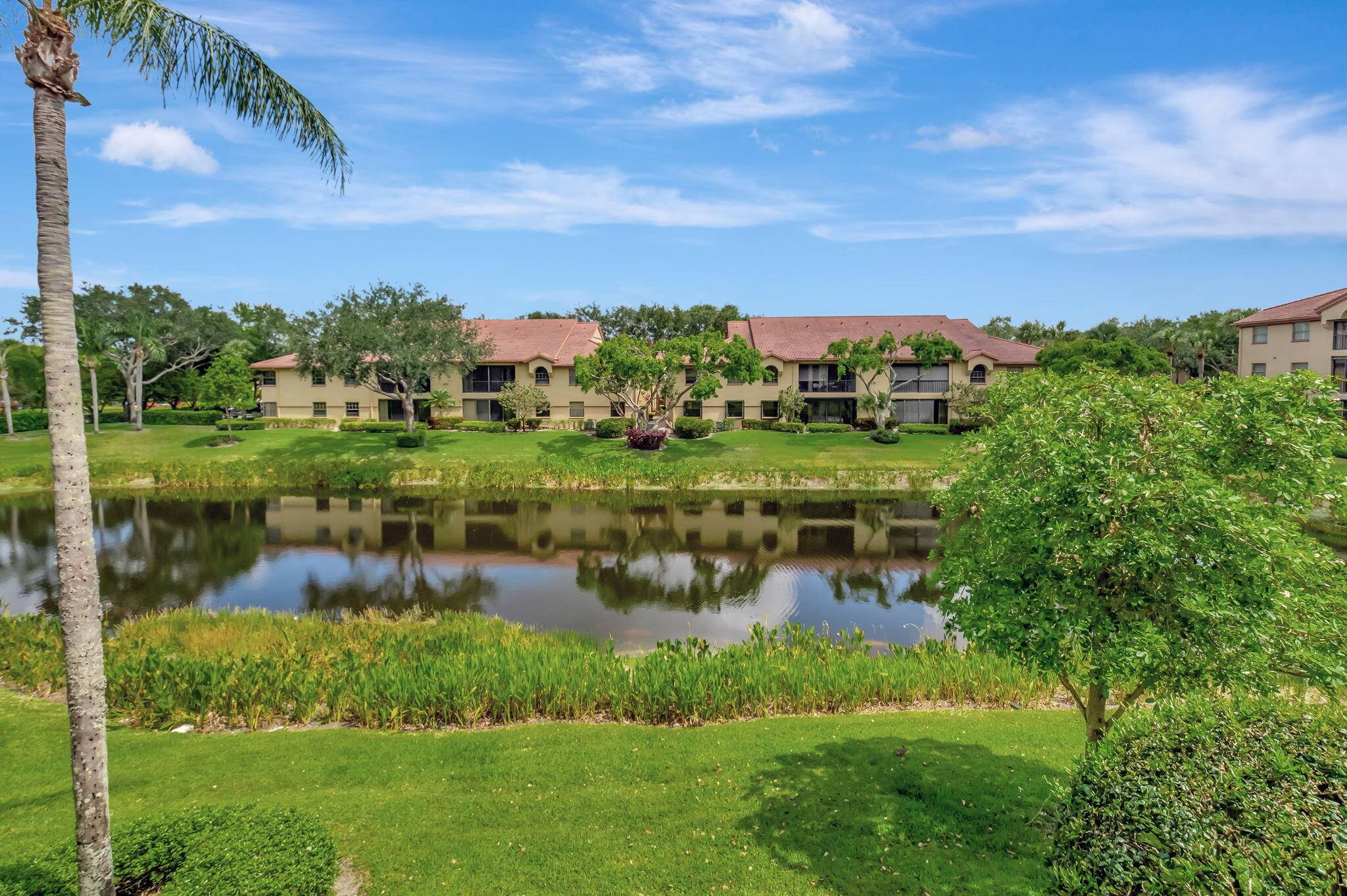 PRICED TO SELL ! Wake up to beautiful lake views from every window in this spacious 3 bedroom, 2 bath condo !