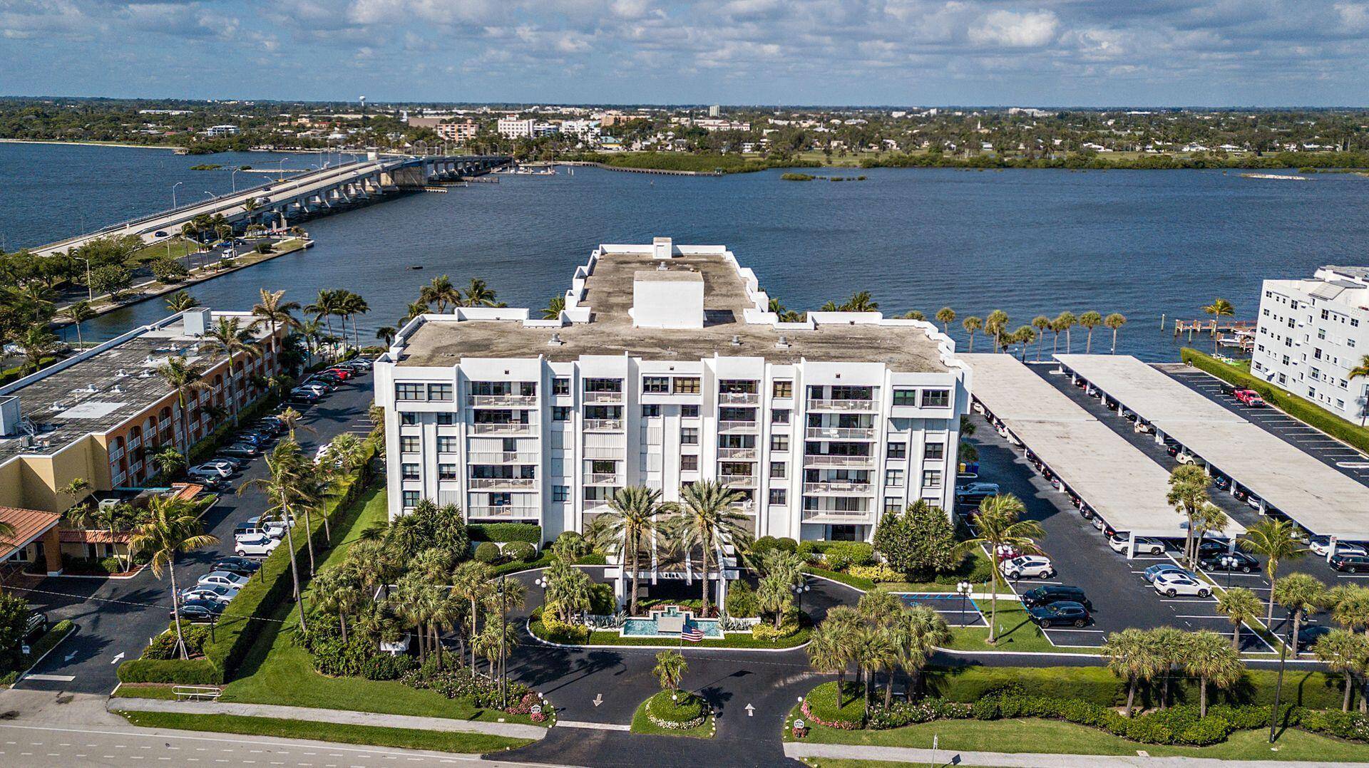Beautifully renovated 3 bed, 2 bath on the Intracoastal Waterway.