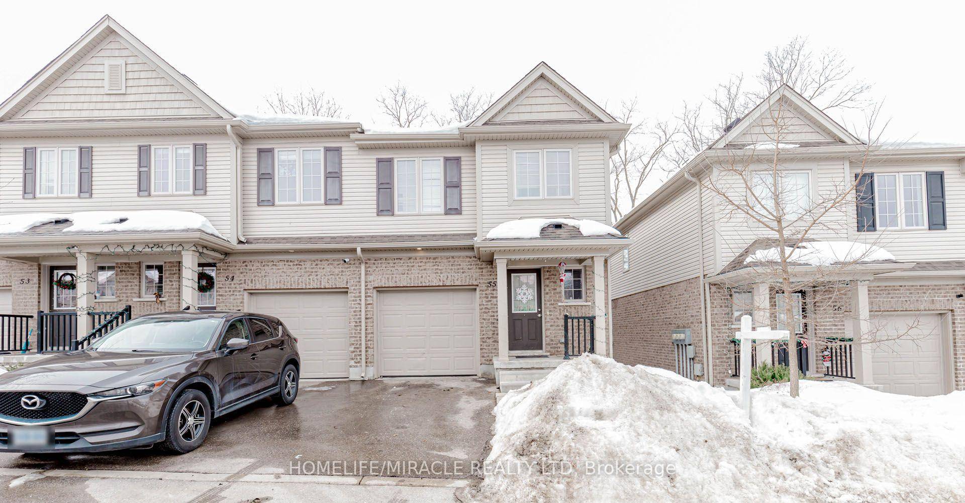 Excellent End Unit Townhouse in Kitchener Pinnacle Dr Doon Valley Dr.