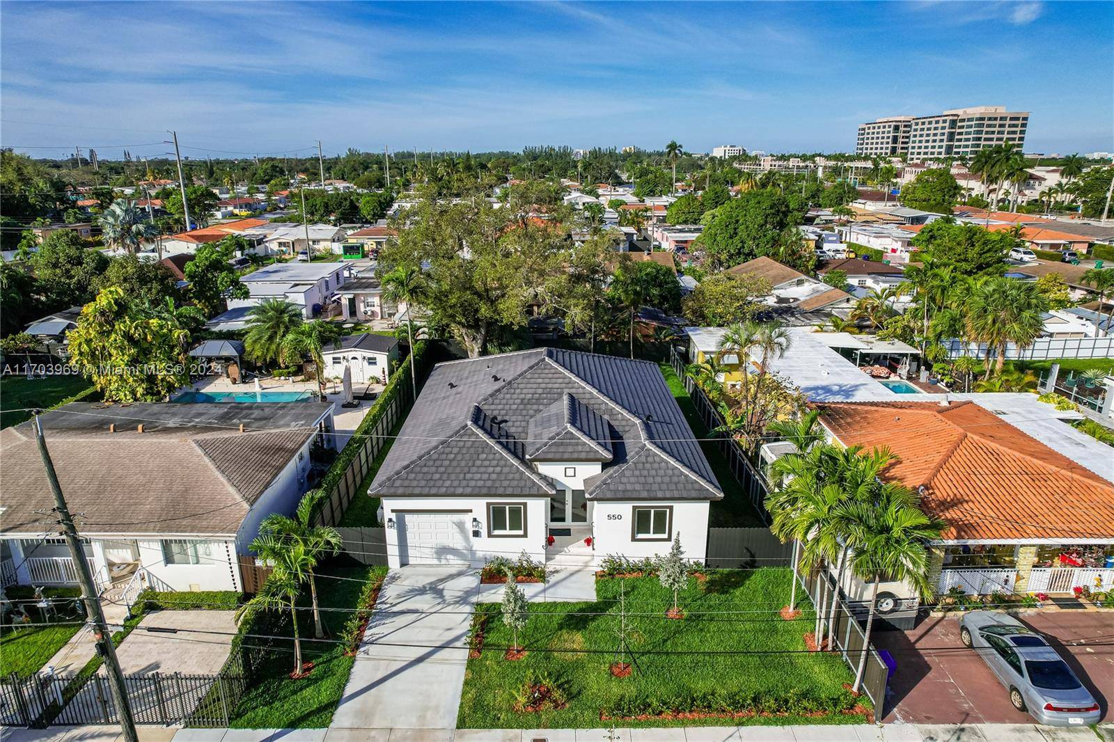 BEAUTIFUL HOUSE EXCELLENT LOCATION, Living area 1, 821 SqFt Garage 2, 070 Sqft big back yard, this home's outdoor space provides ample room for customization.