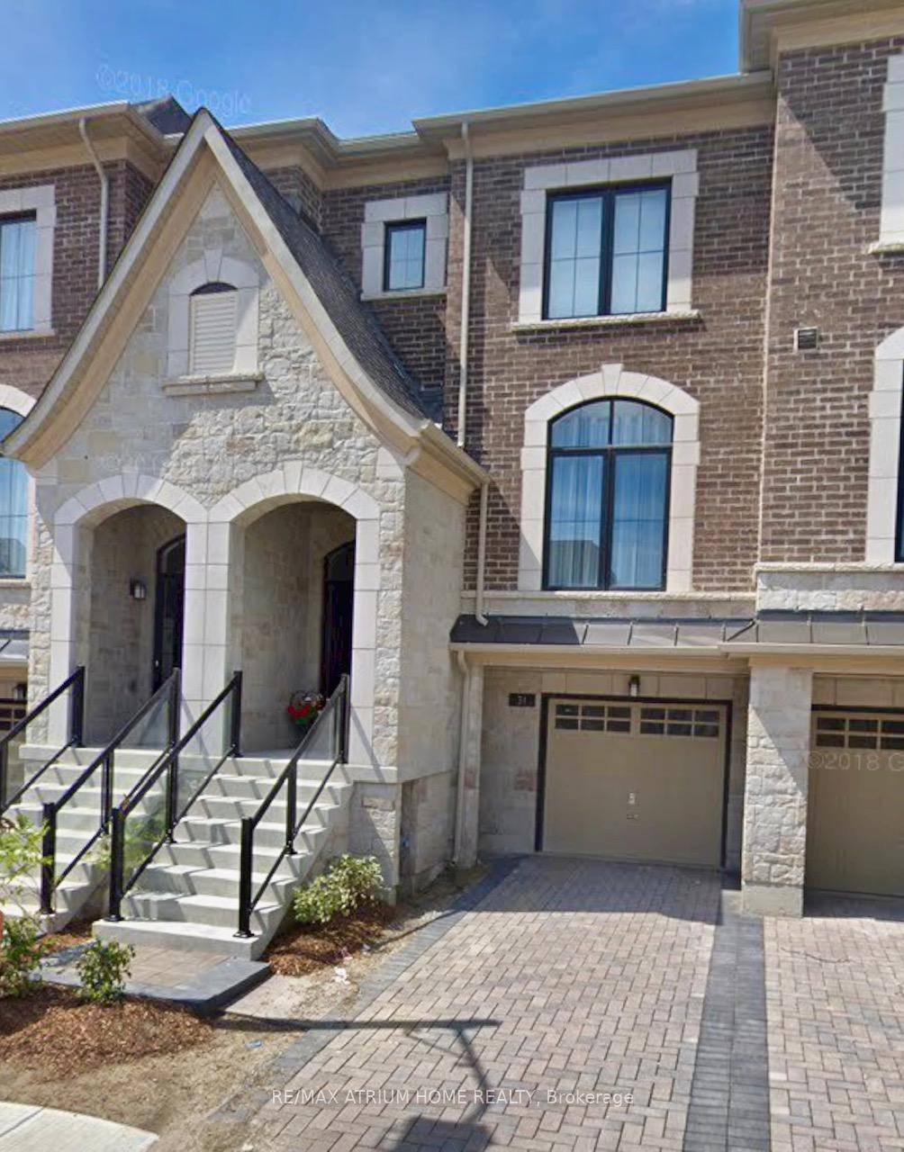 Luxury Townhouse, South Richvale, Prestigious Towns Built By Senator Homes The Birch Model Close To 2000 Sq Ft.