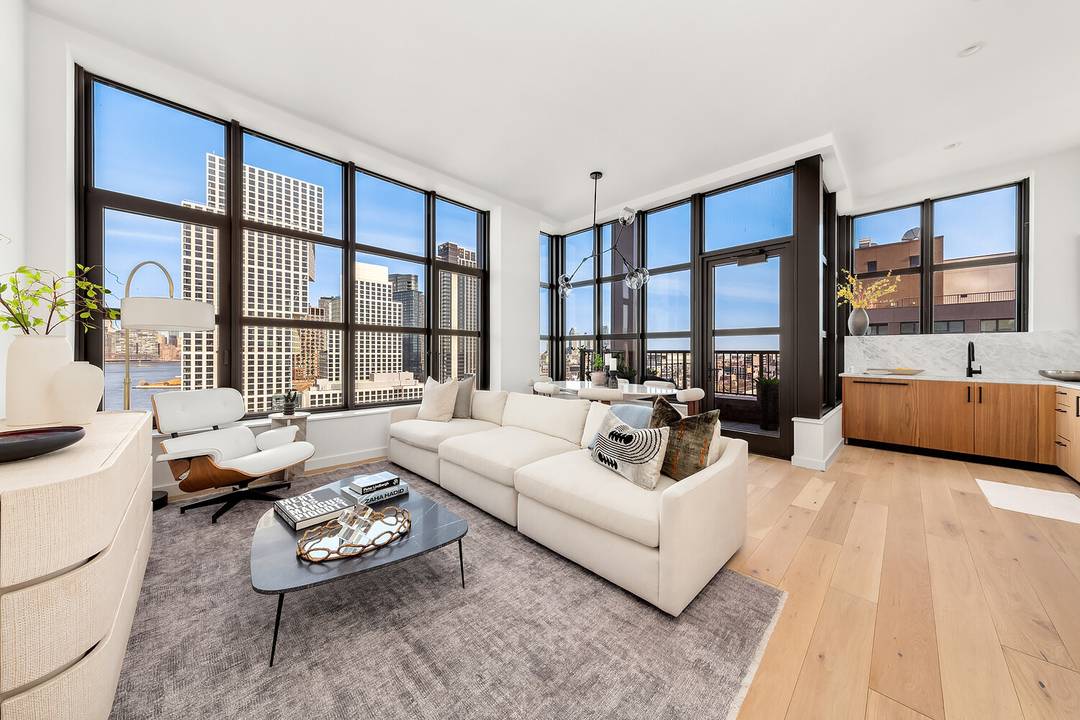 Sponsor is Now Offering 1 Year of Common Charges on Contracts Signed by November 30, 2025.