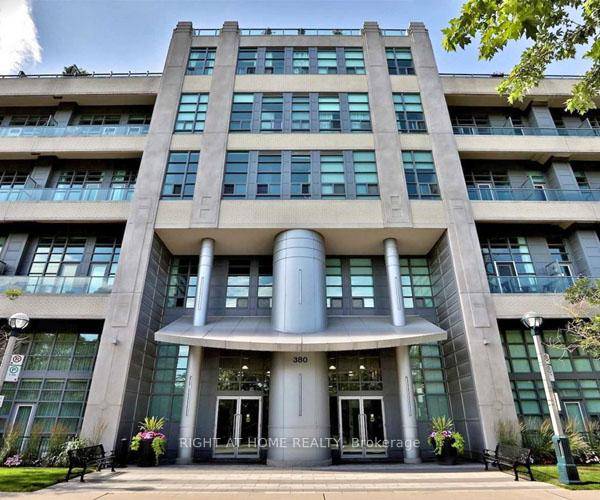 short term and long term lease available for master bedroom