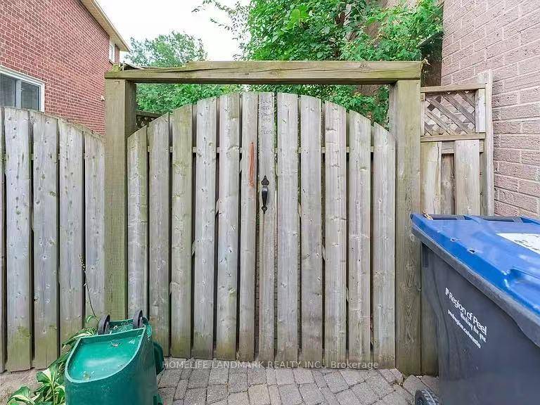 This is A One Room Rental For One Person Only.