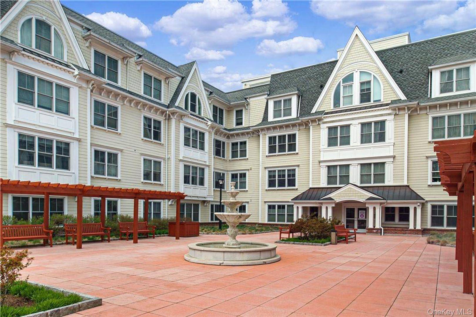COMFORT CONVENIENCE COMMUNITY, all in one prime location, highlight this beautiful and spacious 2 bedroom, 2 bath corner unit apartment located on the first floor of the highly sought after ...