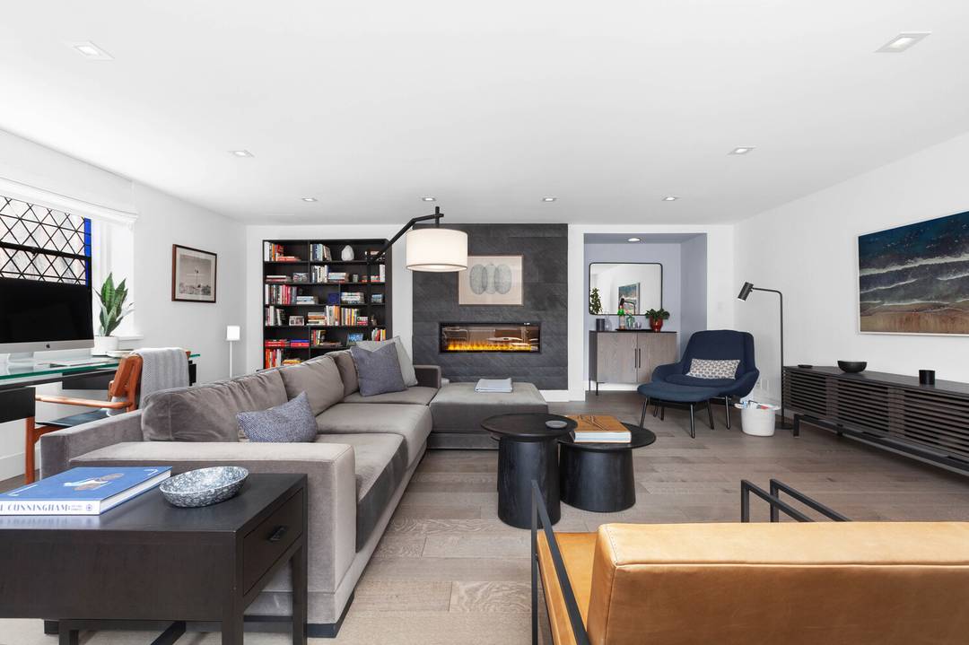 No detail has been overlooked in the creation of this massive one bedroom, two bathroom home at the Abbey in historic Gramercy Park.