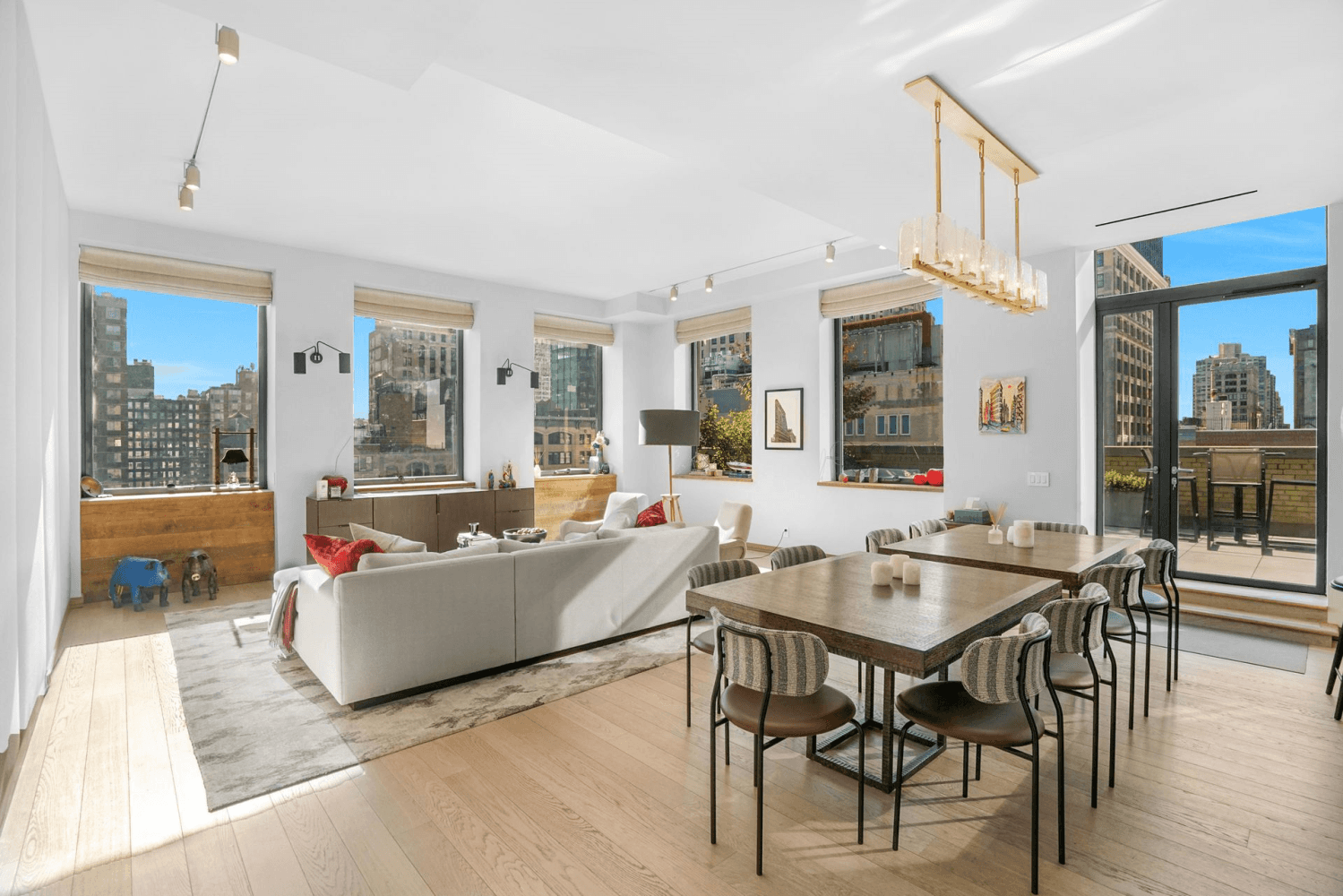 his three bedroom, three and a half bath residence is a true jewel of Flatiron Area and 88 90 Lexington Avenue Condominium.