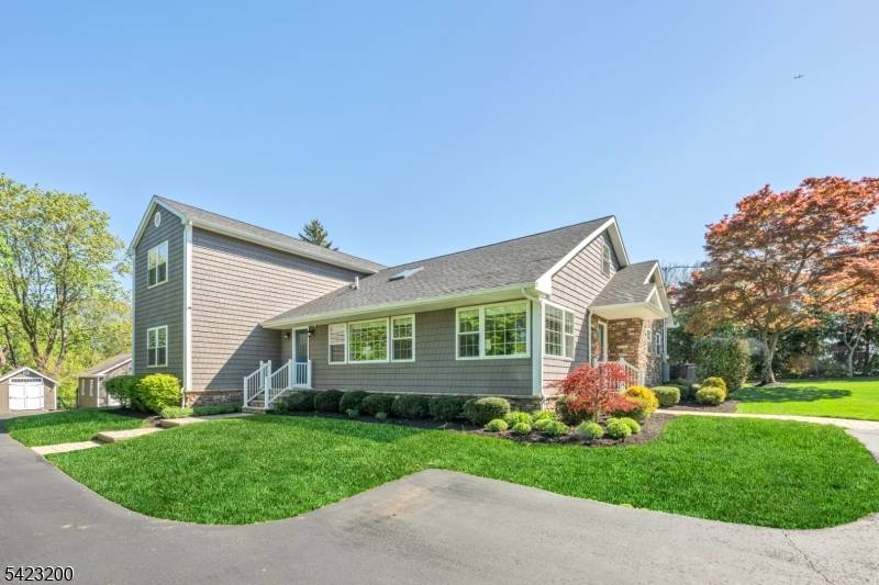 Beautifully fully renovated home set on a manicured, level lot with exceptional indoor outdoor living, moments from downtown Basking Ridge and Oak St School.
