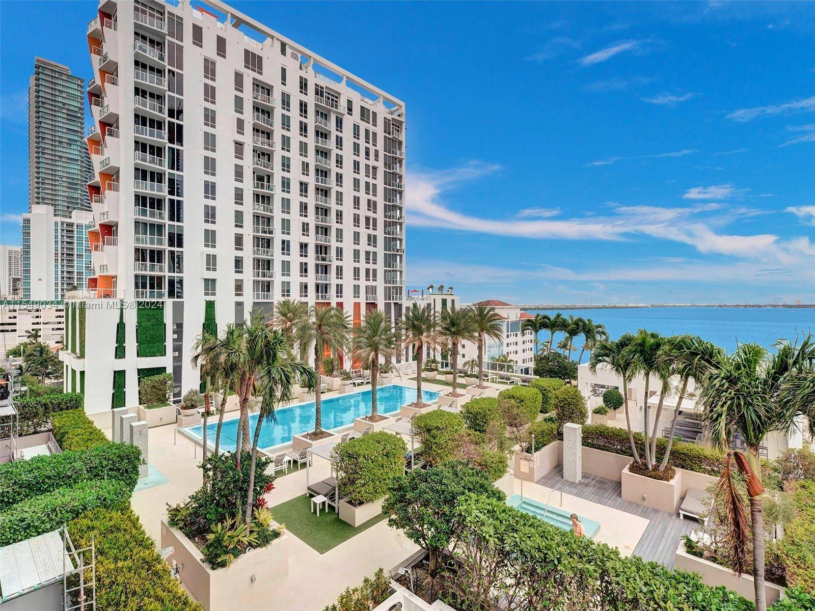 Edgewater Living at Bay House !