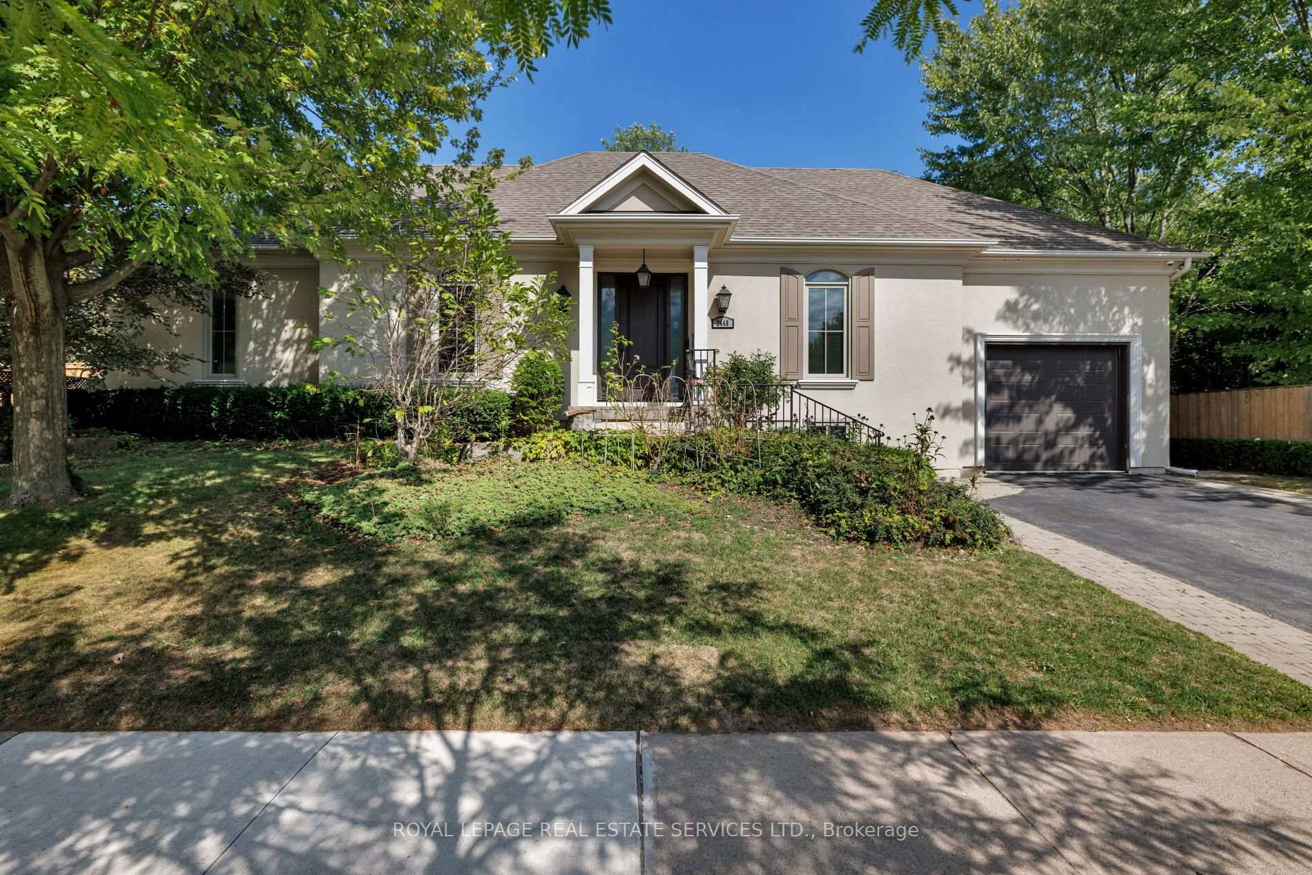 A remarkable lifestyle awaits in Oakvilles highly sought after West Oakville community, where every convenience is just steps away.