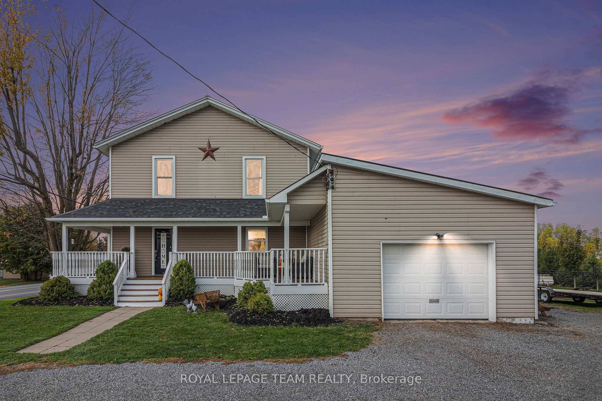 This beautiful country home is just waiting for you, 2 minutes west of Winchester !