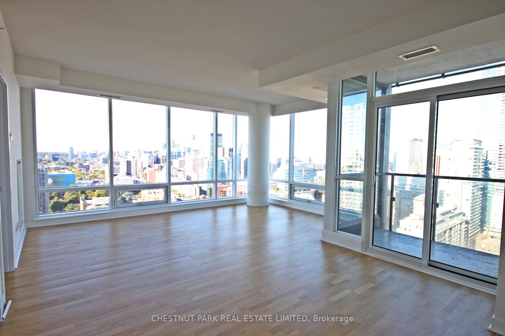 Spacious 2 bedroom, 2 bathroom northeast corner residence featuring a functional split bedroom layout with 1, 035 sq.