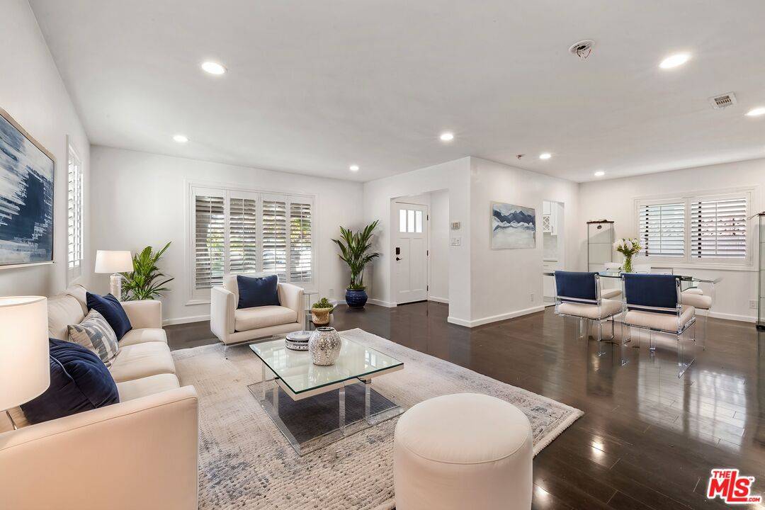 2170   Linnington Ave 3BR La