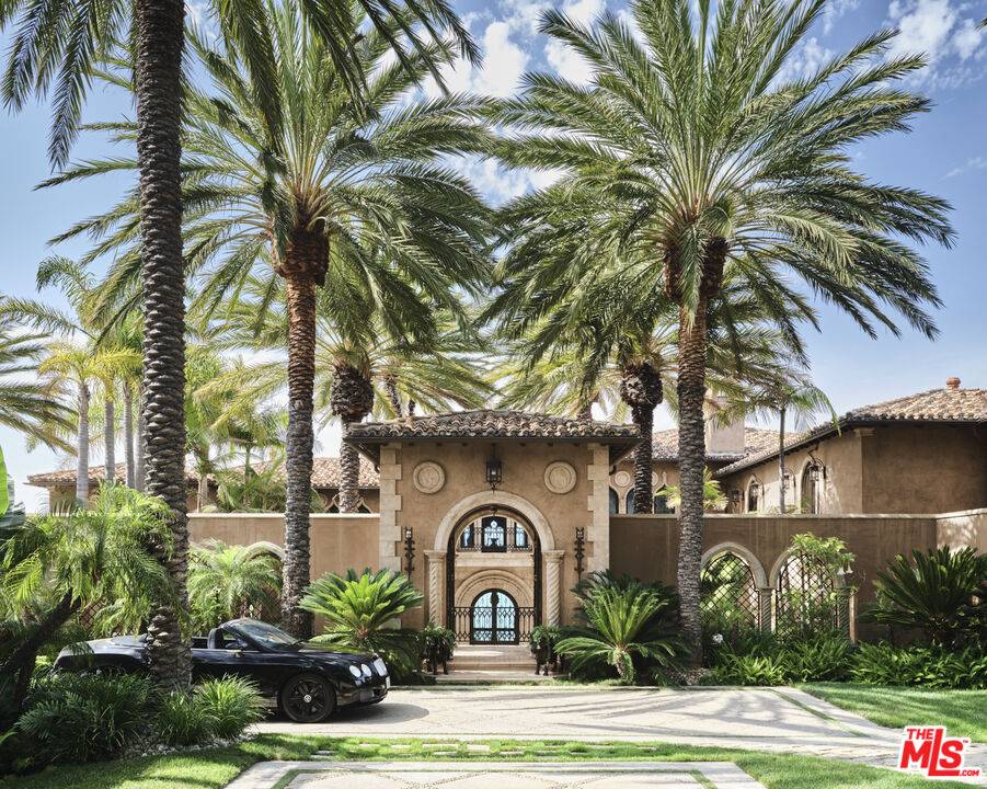 25142   Pacific Coast Hwy Malibu LA