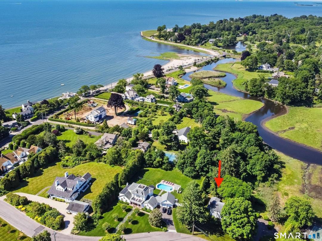 Nestled along the picturesque Connecticut coastline, 127 South Gate Lane places you in the heart of Southport's Harbor Beach area a storybook setting where classic New England charm meets coastal ...