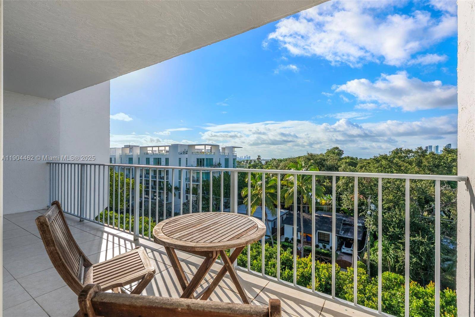 Enjoy serene Biscayne Bay breezes from this beautifully maintained 1 bedroom, 1 bath condo at Nirvana in Miami s Upper East Side.