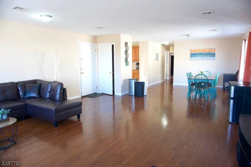 Massive 3 Family Home on Oversized Lot Prime Newark Location Near UMDNJ !
