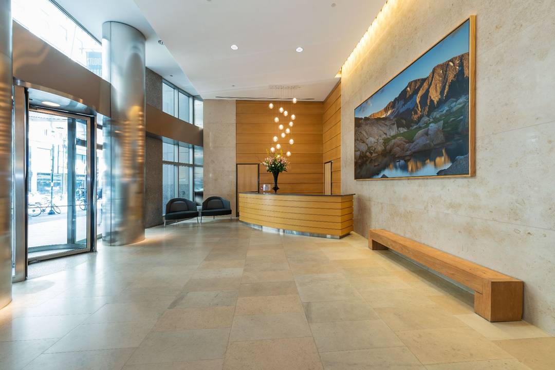 Live well. Walk to work. Relish the city's attractions.