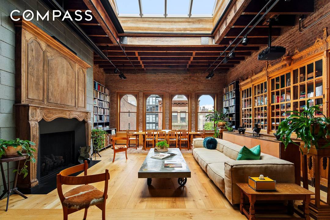 A Penthouse Loft Defined by Quiet Refinement in NoHo ARCHITECTURAL PROVENANCE 21 Bond Street stands within the NoHo Historic District as a remarkable example of late 19th century commercial Renaissance ...