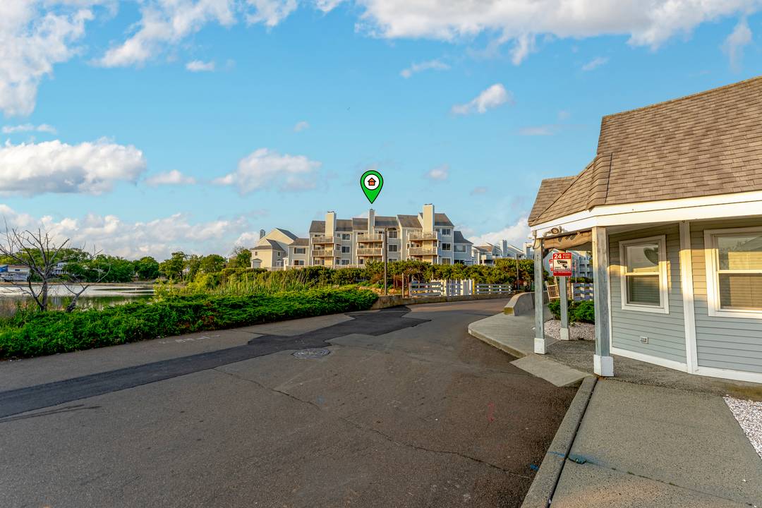 Fantastic views of Long Island Sound sunsets from your private 3rd floor balcony.