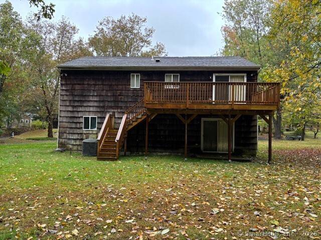 3 4 bedroom two bathroom raised ranch on flat.