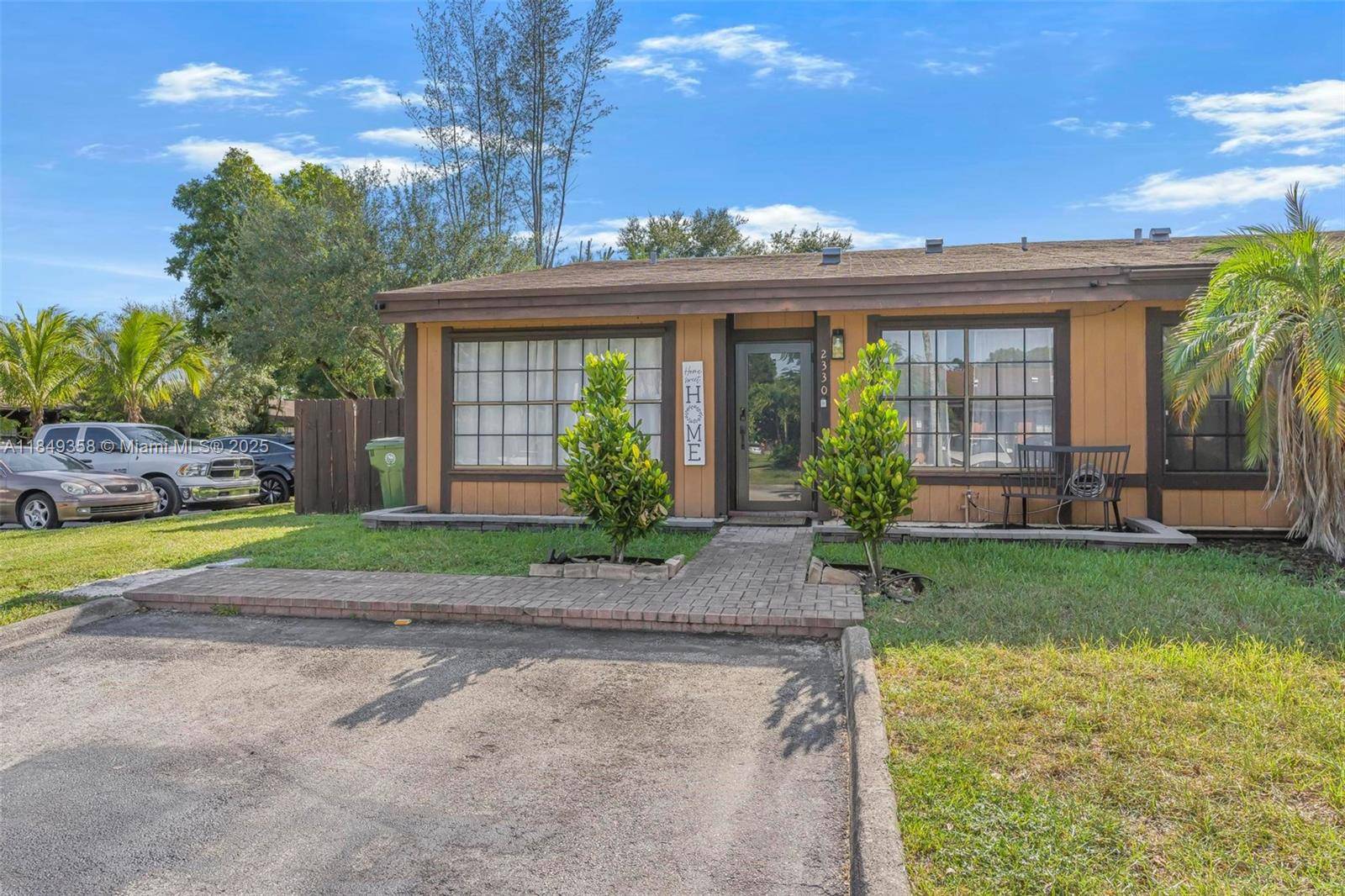 Exquisite 2 bedroom, 2 bath home in the highly desirable Cedarwoods at Pembroke Lakes.