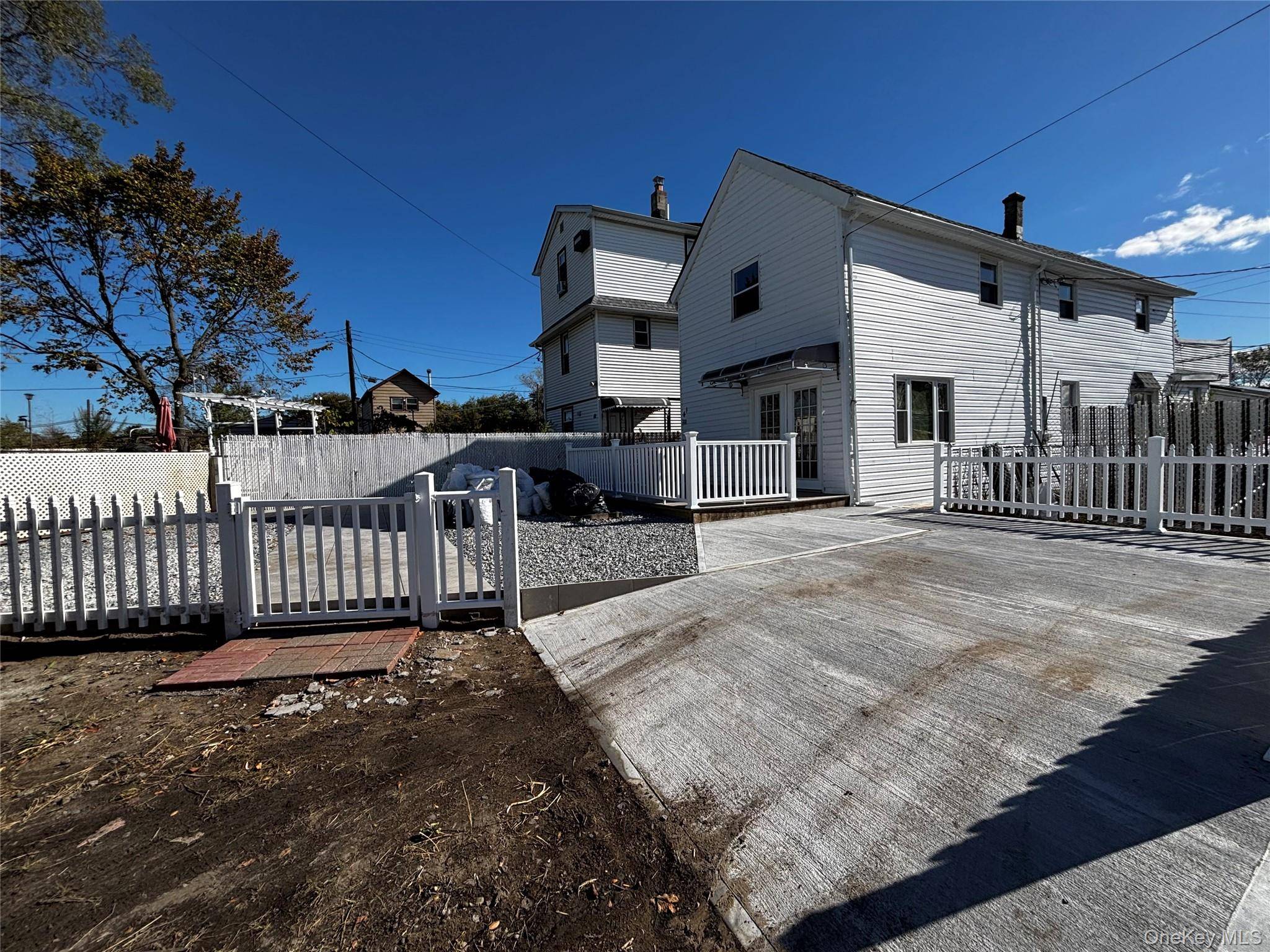 House For Sale.
